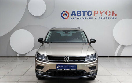 Volkswagen Tiguan II, 2019 год, 2 388 000 рублей, 3 фотография