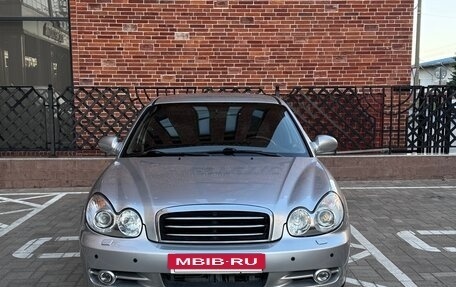 Hyundai Sonata IV рестайлинг, 2005 год, 550 000 рублей, 2 фотография