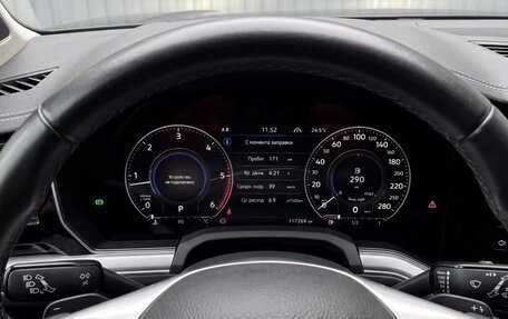 Volkswagen Touareg III, 2019 год, 4 800 000 рублей, 3 фотография