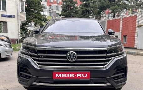 Volkswagen Touareg III, 2019 год, 4 800 000 рублей, 4 фотография