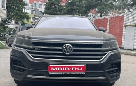 Volkswagen Touareg III, 2019 год, 4 800 000 рублей, 12 фотография