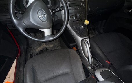 Toyota Auris II, 2007 год, 380 000 рублей, 5 фотография