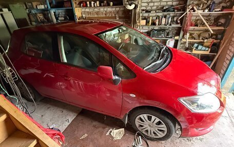 Toyota Auris II, 2007 год, 380 000 рублей, 2 фотография