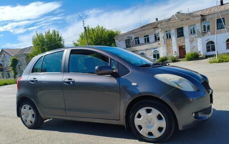 Toyota Yaris III рестайлинг, 2008 год, 670 000 рублей, 8 фотография
