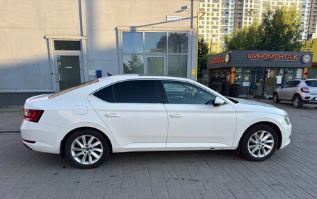 Skoda Superb III рестайлинг, 2016 год, 1 700 000 рублей, 5 фотография