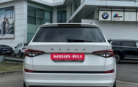 Skoda Kodiaq I, 2023 год, 3 929 000 рублей, 7 фотография