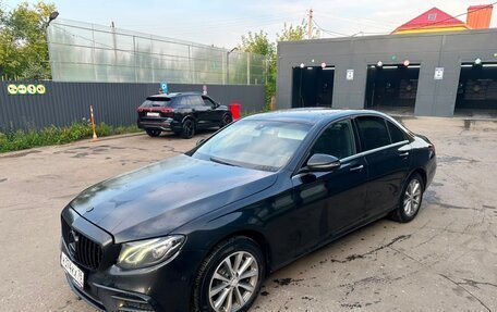 Mercedes-Benz E-Класс, 2016 год, 1 490 000 рублей, 2 фотография