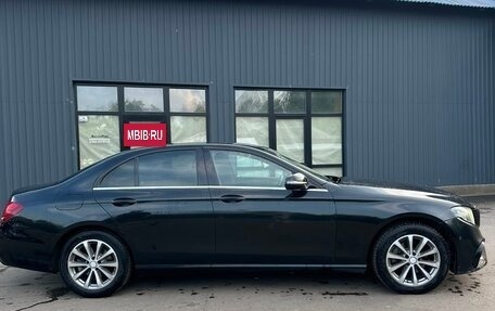 Mercedes-Benz E-Класс, 2016 год, 1 490 000 рублей, 5 фотография