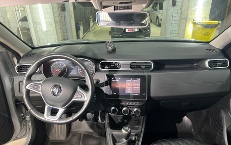 Renault Duster, 2022 год, 2 350 000 рублей, 11 фотография