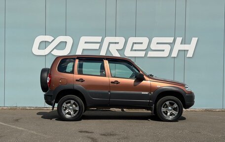 Chevrolet Niva I рестайлинг, 2018 год, 820 000 рублей, 5 фотография