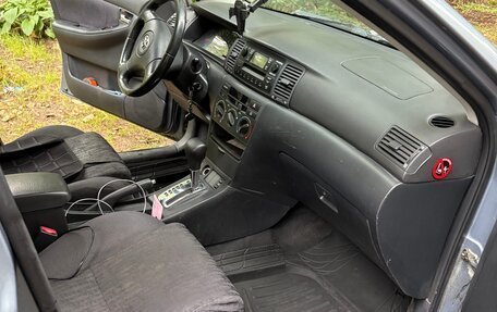 Toyota Corolla, 2003 год, 500 000 рублей, 10 фотография