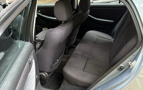 Toyota Corolla, 2003 год, 500 000 рублей, 13 фотография