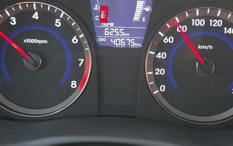Hyundai Solaris II рестайлинг, 2012 год, 850 000 рублей, 13 фотография