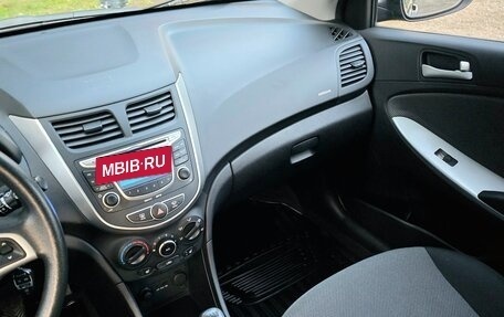 Hyundai Solaris II рестайлинг, 2012 год, 850 000 рублей, 7 фотография