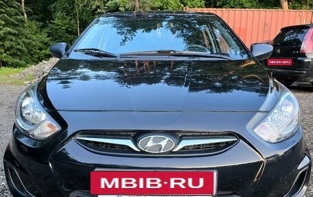 Hyundai Solaris II рестайлинг, 2012 год, 850 000 рублей, 4 фотография