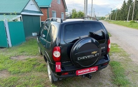 Chevrolet Niva I рестайлинг, 2018 год, 730 000 рублей, 7 фотография