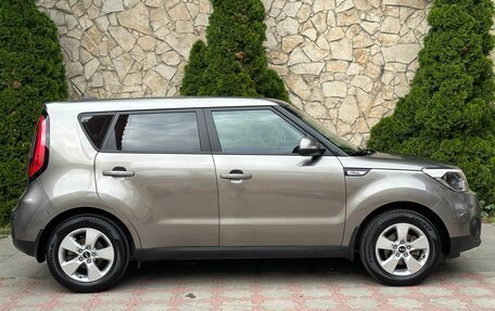 KIA Soul II рестайлинг, 2018 год, 1 520 000 рублей, 12 фотография
