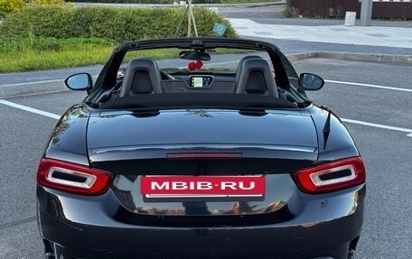 Fiat 124 Spider I, 2017 год, 2 500 000 рублей, 6 фотография