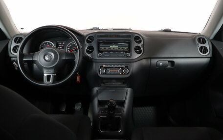 Volkswagen Tiguan I, 2011 год, 899 000 рублей, 9 фотография
