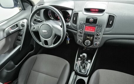 KIA Cerato III, 2011 год, 899 000 рублей, 19 фотография