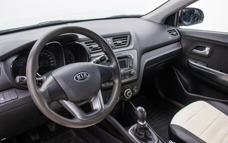 KIA Rio III рестайлинг, 2013 год, 654 000 рублей, 10 фотография