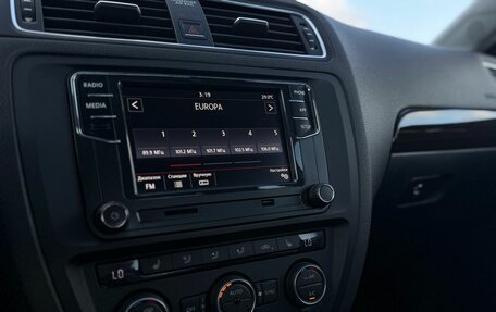 Volkswagen Jetta VI, 2015 год, 1 490 000 рублей, 15 фотография