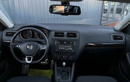 Volkswagen Jetta VI, 2015 год, 1 490 000 рублей, 12 фотография