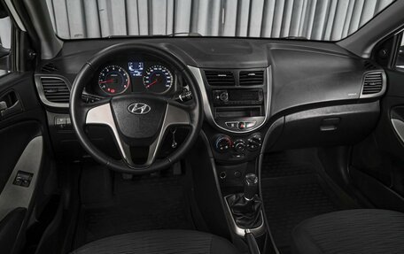 Hyundai Solaris II рестайлинг, 2015 год, 779 000 рублей, 6 фотография