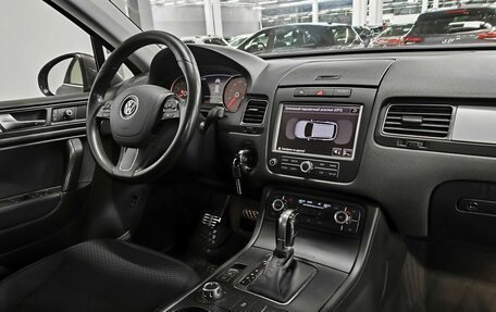 Volkswagen Touareg III, 2010 год, 1 429 000 рублей, 13 фотография