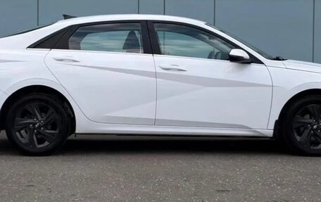 Hyundai Elantra, 2021 год, 1 790 000 рублей, 5 фотография