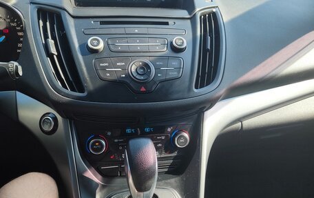 Ford Kuga III, 2017 год, 1 570 000 рублей, 10 фотография