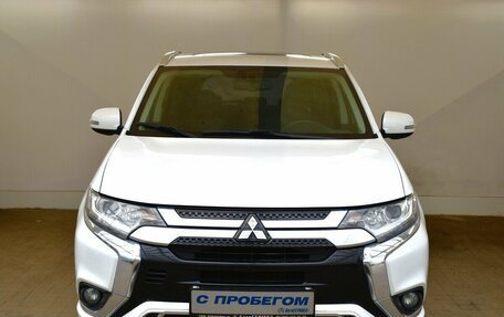 Mitsubishi Outlander III рестайлинг 3, 2022 год, 2 500 000 рублей, 2 фотография