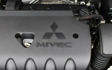 Mitsubishi Outlander III рестайлинг 3, 2022 год, 2 500 000 рублей, 17 фотография