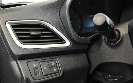 Hyundai Solaris II рестайлинг, 2018 год, 1 120 000 рублей, 9 фотография