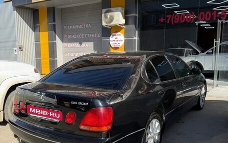 Lexus GS II рестайлинг, 2001 год, 655 000 рублей, 2 фотография