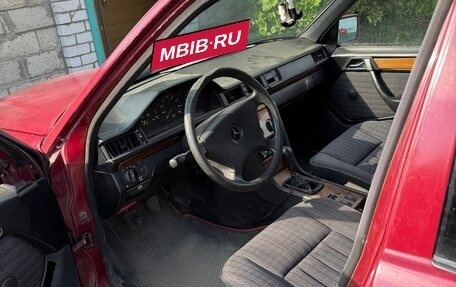 Mercedes-Benz E-Класс, 1992 год, 200 000 рублей, 5 фотография