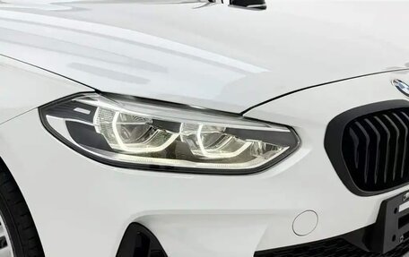 BMW 1 серия, 2022 год, 1 950 000 рублей, 6 фотография