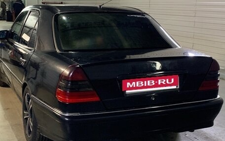 Mercedes-Benz C-Класс, 1998 год, 200 000 рублей, 3 фотография