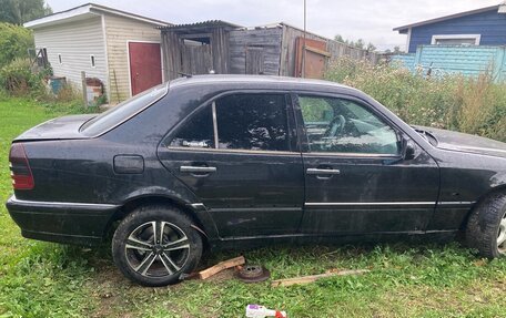 Mercedes-Benz C-Класс, 1998 год, 200 000 рублей, 9 фотография