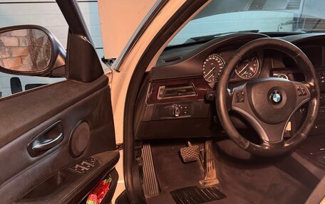 BMW 3 серия, 2011 год, 950 000 рублей, 9 фотография