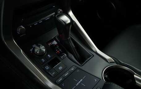 Lexus NX I, 2018 год, 3 187 055 рублей, 14 фотография