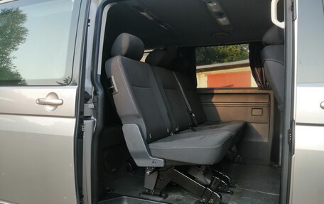 Volkswagen Caravelle T6 рестайлинг, 2018 год, 3 600 000 рублей, 9 фотография