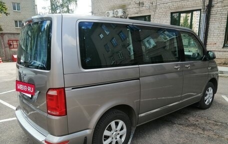 Volkswagen Caravelle T6 рестайлинг, 2018 год, 3 600 000 рублей, 5 фотография