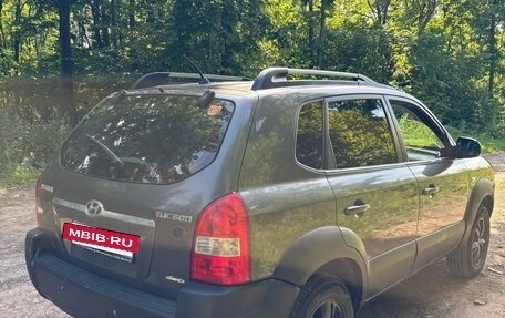 Hyundai Tucson III, 2006 год, 560 000 рублей, 2 фотография