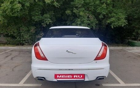 Jaguar XJ IV (X351), 2011 год, 1 950 000 рублей, 5 фотография