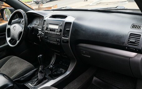 Toyota Land Cruiser Prado 120 рестайлинг, 2004 год, 1 600 000 рублей, 8 фотография