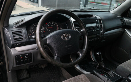 Toyota Land Cruiser Prado 120 рестайлинг, 2004 год, 1 600 000 рублей, 14 фотография