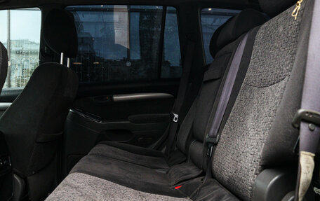 Toyota Land Cruiser Prado 120 рестайлинг, 2004 год, 1 600 000 рублей, 9 фотография