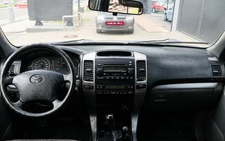 Toyota Land Cruiser Prado 120 рестайлинг, 2004 год, 1 600 000 рублей, 11 фотография