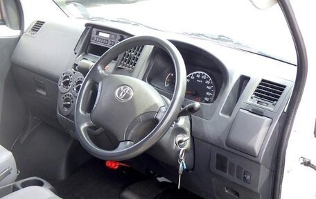 Toyota Town Ace IV, 2019 год, 1 150 000 рублей, 7 фотография